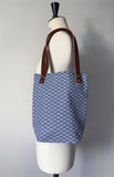 Sac bleu en toile / anses en cuir marron : Vague bleue