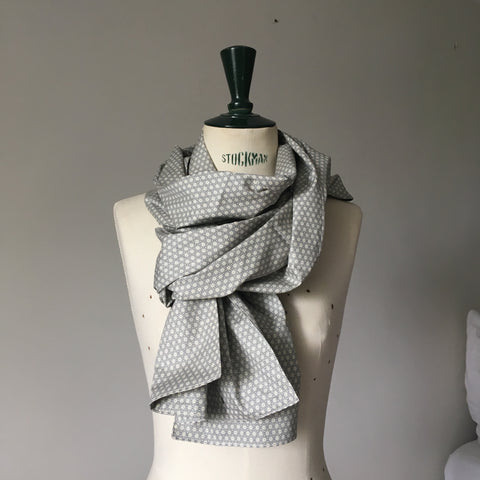 Foulard : NOE